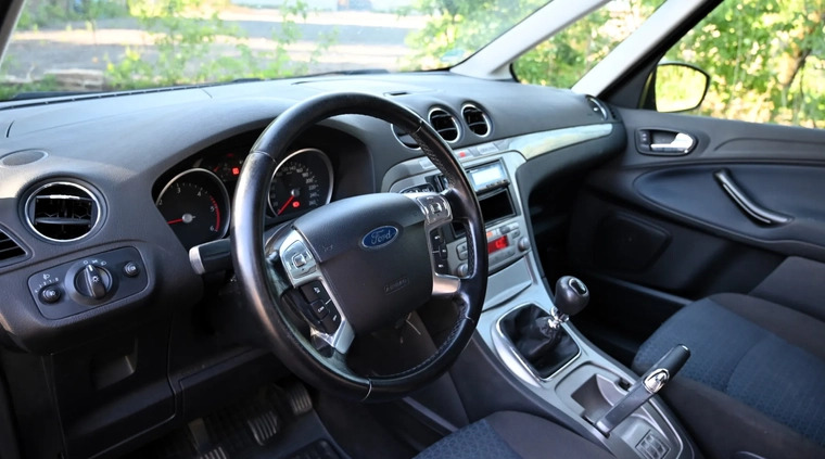 Ford Galaxy cena 13900 przebieg: 278000, rok produkcji 2007 z Wąchock małe 254